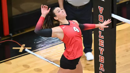 Youngstown State volleyball vs. Green Bay (Sept. 28, 2024). Photo by Robert Hayes