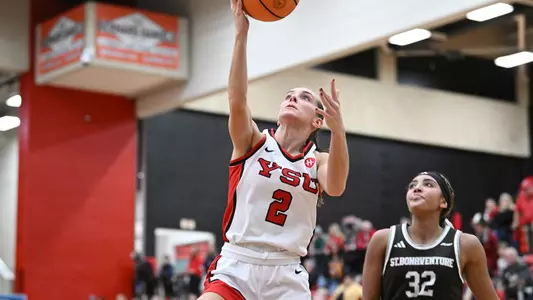 Malia Magestro scores her 1,000th career point against St. Bonaventure on Nov. 12, 2024. (Photo by Robert Hayes)
