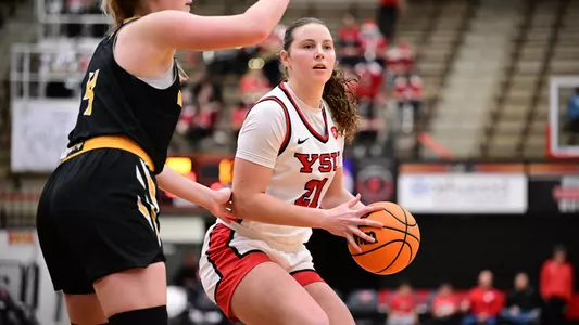 Youngstown State women's basketball vs. Milwaukee (Dec. 4, 2024). Photo by David Demer
