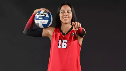 Gabriela Machin - YSU Volleyball Photo Day (Aug. 7, 2024)