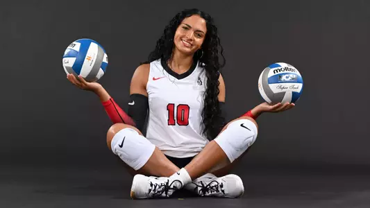 Dayan Malave - YSU Volleyball Photo Day (Aug. 7, 2024)