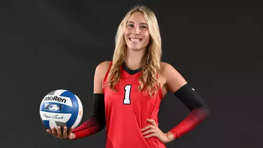 Elsie McCutchan - YSU Volleyball Photo Day (Aug. 7, 2024)