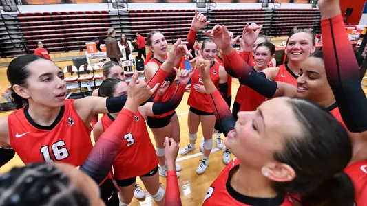 YSU Volleyball vs. Kent State (Sept. 20, 2024). Photo by Robert Hayes