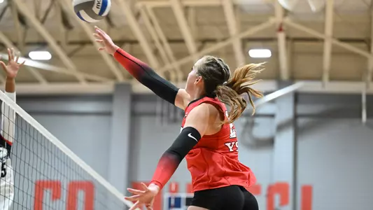 YSU Volleyball Exhibition at Duquesne (Aug. 24, 2024). Photo by Robert Hayes