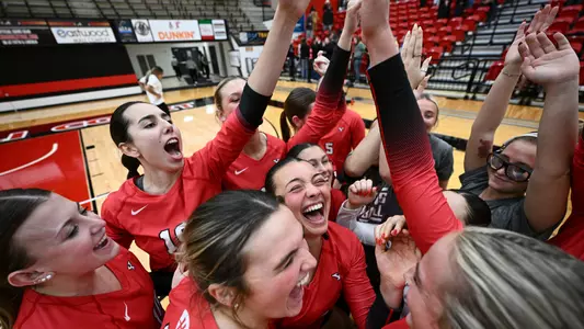 Youngstown State celebrates its 3-2 victory over Cleveland State on Nov. 7, 2025. Photo by Robert Hayes.