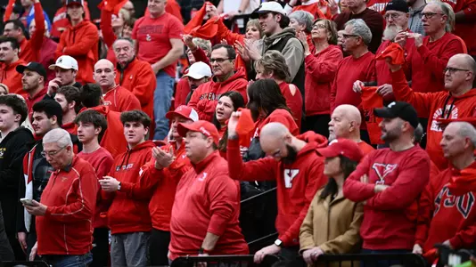 MBB Crowd