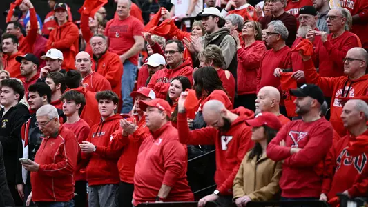 MBB Crowd
