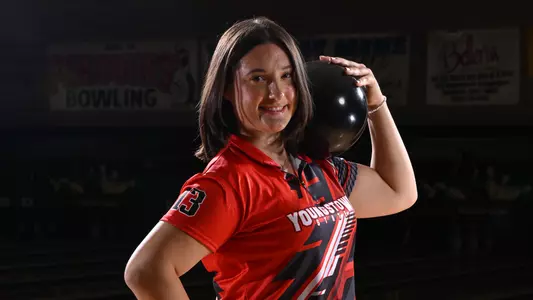 Amanda Granata - YSU Bowling 2024-25 Photo Day (Sept. 6, 2024). Photo by David Dermer.