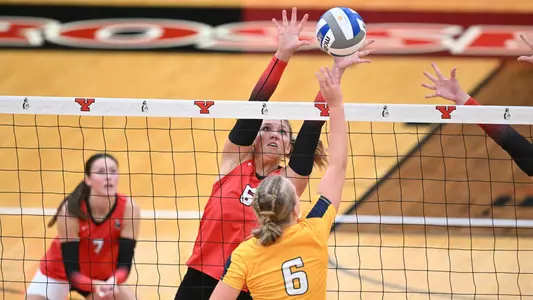 Julia Sell - YSU Volleyball vs. Kent State (Sept. 20, 2024). Photo by Robert Hayes