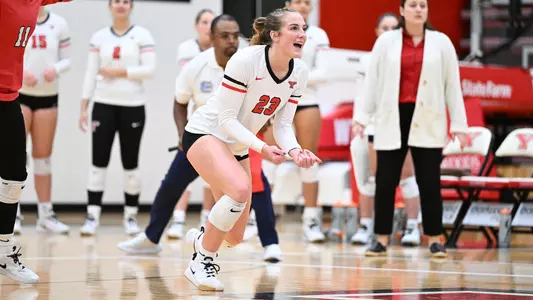 Youngstown State volleyball vs. Mercyhurst (Sept. 24, 2024). Photo by Robert Hayes