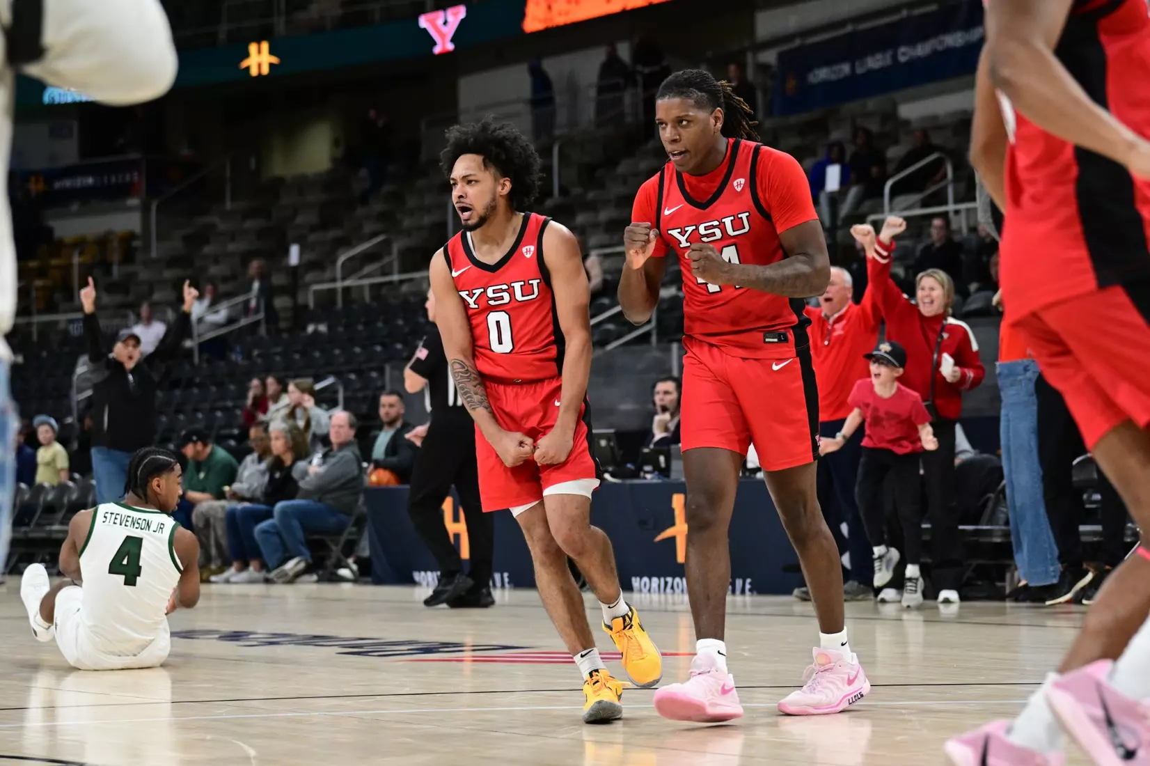 Men's Basketball