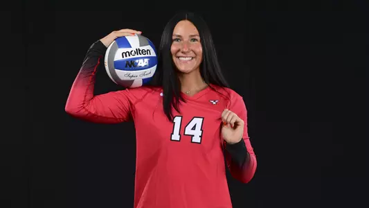 Taya Nordmann - 2025 Youngstown State volleyball photo day on Aug. 6, 2025. Photo by David Dermer