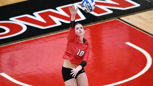 Kameron Blizniak - YSU Volleyball vs. Canisius (Aug. 30, 2025). Photo by Robert Hayes.