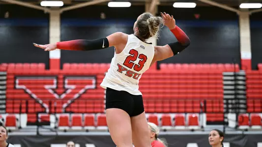 Abbie Householder goes up for an attack in Youngstown State's match against Kent State on Sept. 19, 2025.