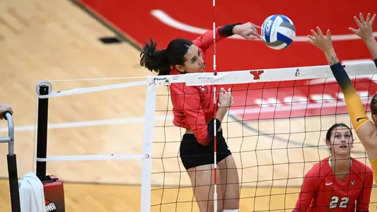 Gabriela Machin - YSU Volleyball vs. Canisius (Aug. 30, 2025)