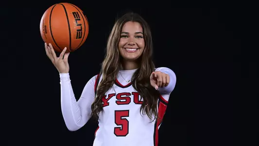 Hayden Barrier - 2025-26 YSU Women's Basketball Photo Day - Sept. 18, 2025. Photo by David Dermer.
