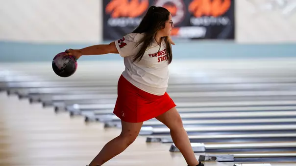 Kaitlyn Greenaway bowls at the 2026 Chelsea Gilliam Penguin Classic.