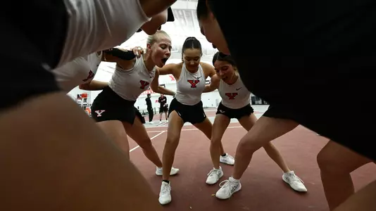YSU Women's Tennis pre-match huddle