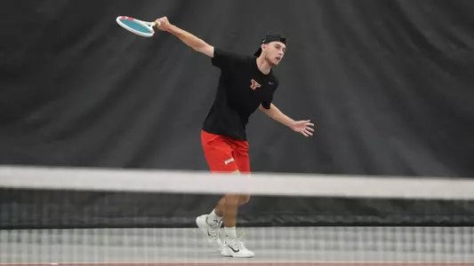Rafael Le Fur returns a backhand.