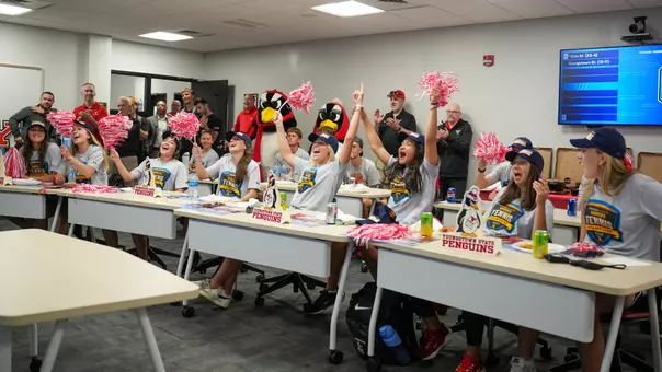 YSU Women's Tennis gathers to watch the NCAA selection show