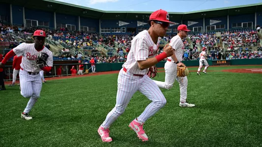 YSU baseball players take the field before a game vs. Milwaukee on May 8, 2026 (Photo by Dave Dermer)