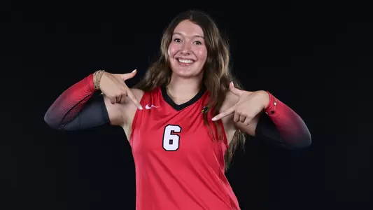 Izzy Henry - 2026 YSU Volleyball Photo Day