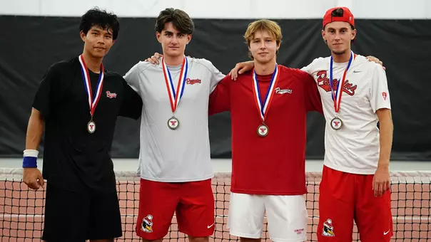 YSU Invite Winners pose with their victory medals