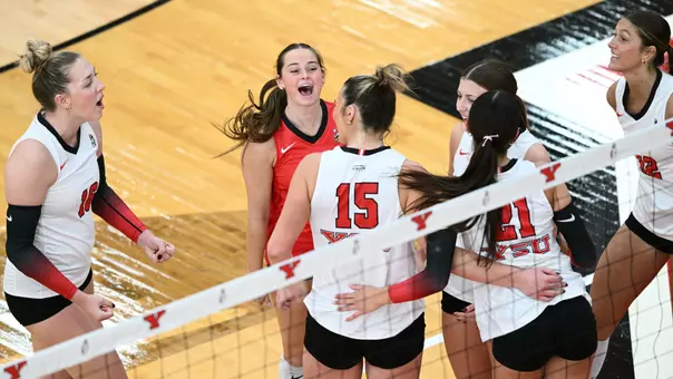 YSU's volleyball team celebrates a point in its win over Kent State on Sept. 18, 2026.