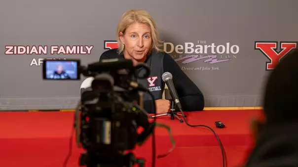 YSU Women's Basketball Head Coach Melissa Jackson talks with area media members as official practices begin ahead of the 2026-27 season (Photo by Chloe Whitlock)