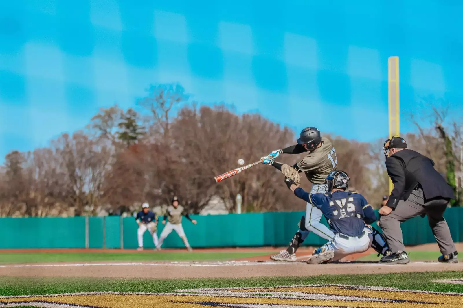 Baseball Hosts Navy for Star Games