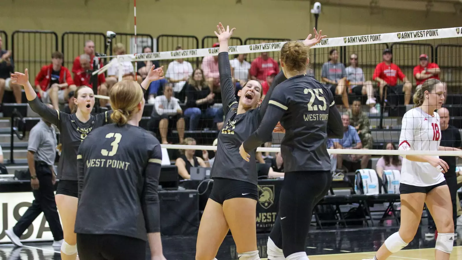 Volleyball Sends Pioneers Packing In Black Knights Invitational Finale - Army  West Point