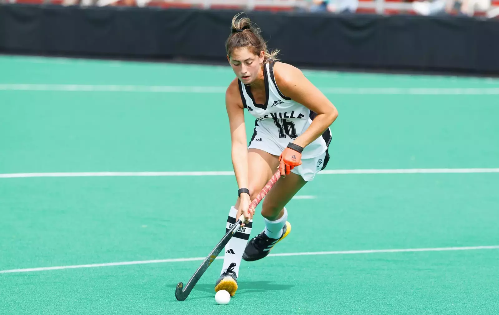 Louisville Tops Ball State 42 University of Louisville Athletic