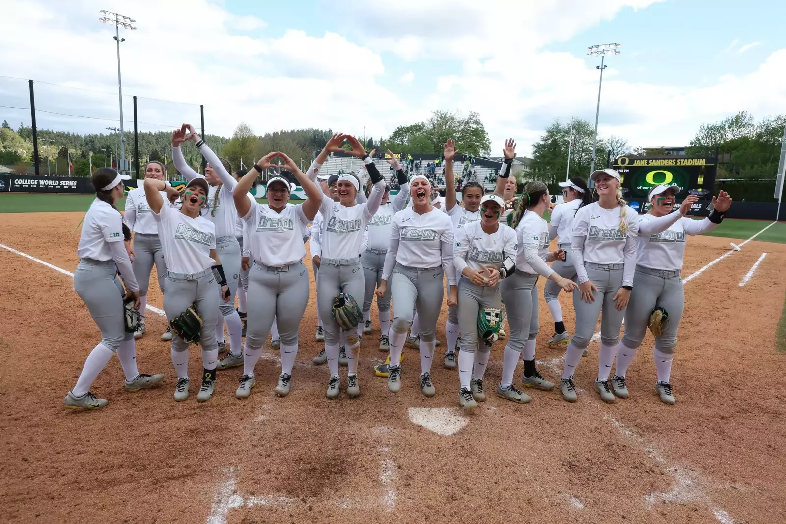 resize?url=https%3A%2F%2Fgoducks.com%2Fi