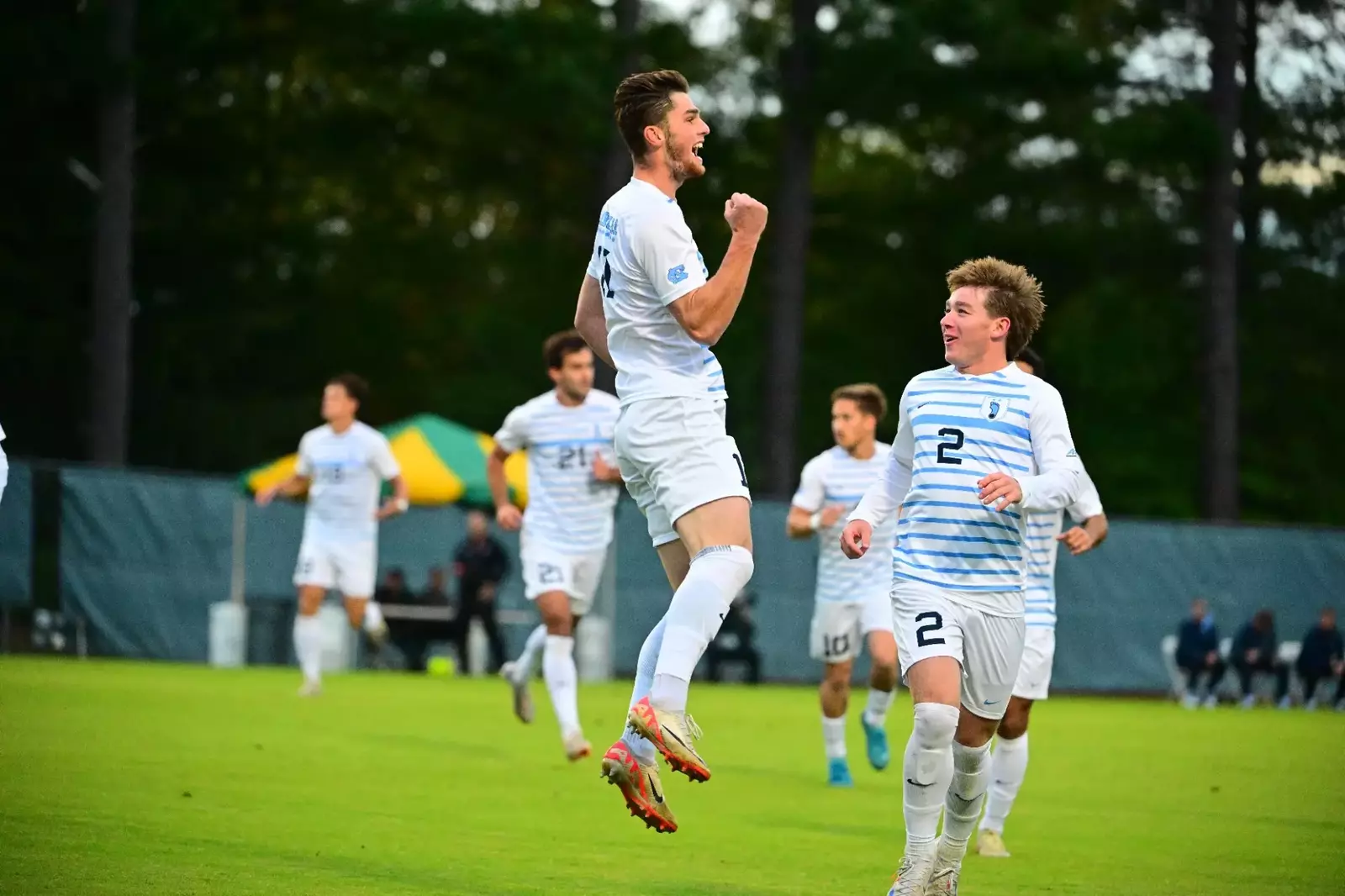 Luke Hille, Martin Vician Lead No. 7 UNC Men’s Soccer Past William & Mary, 5-2