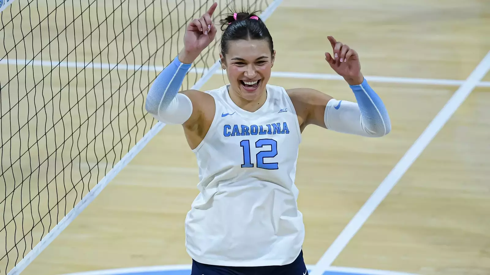 UNC Volleyball Wins In Four Sets At Notre Dame