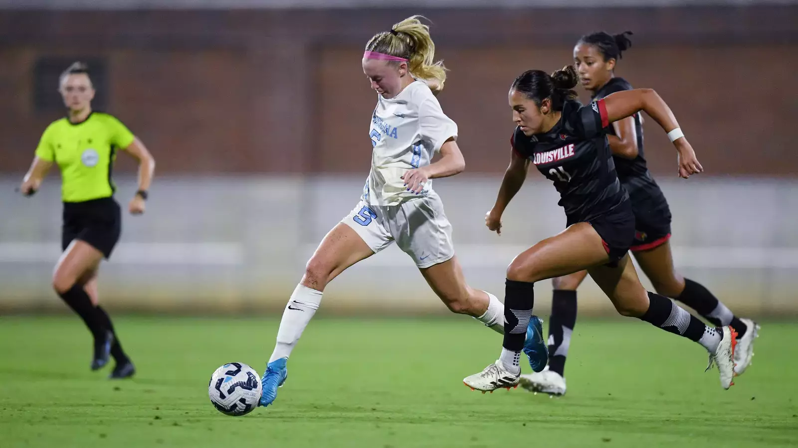 No. 4 UNC Women’s Soccer Hosts Clemson On Alumni Night, Anson Dorrance Day Thursday