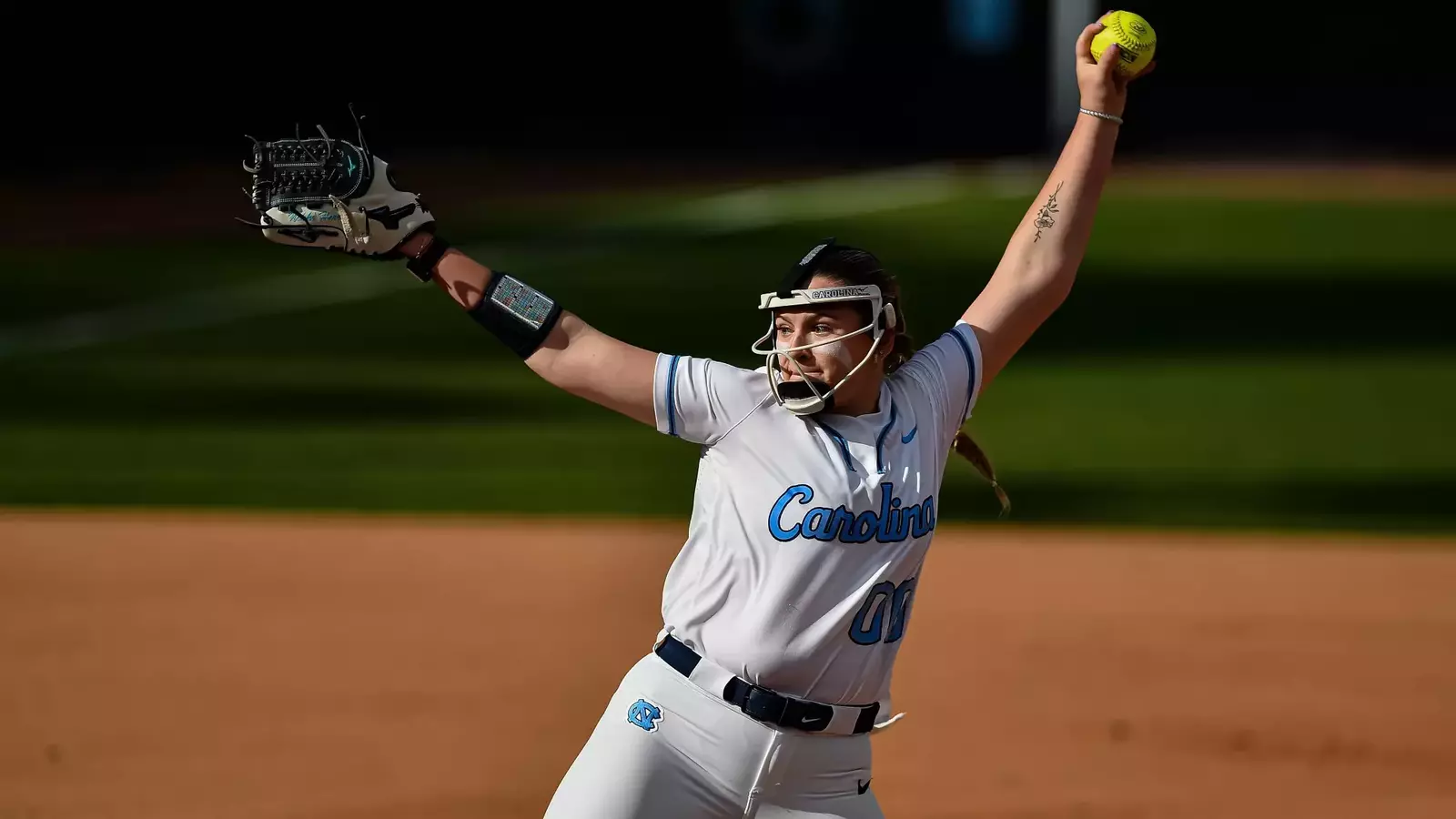 Harris Throws No-Hitter, Dark Throws One-Hitter, UNC Softball Sweeps Doubleheader