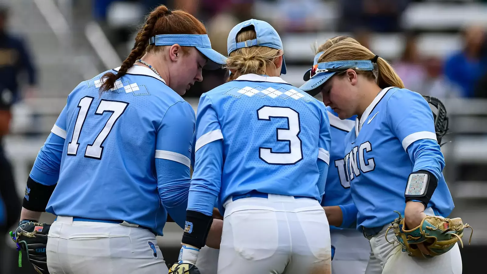 Softball Drops Midweek Tilt To ECU, 6-4