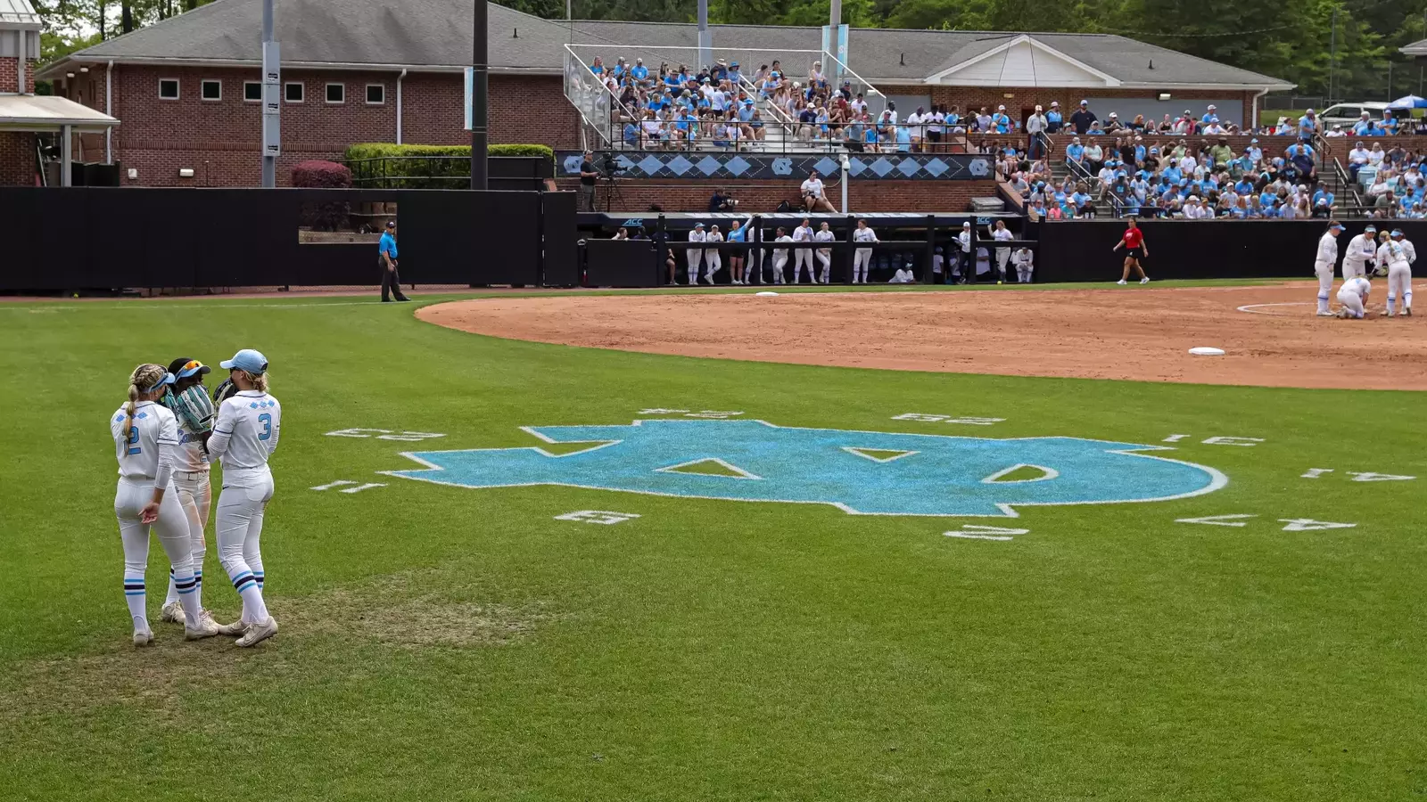 Eight Tar Heels Named To Softball All-ACC Academic Team