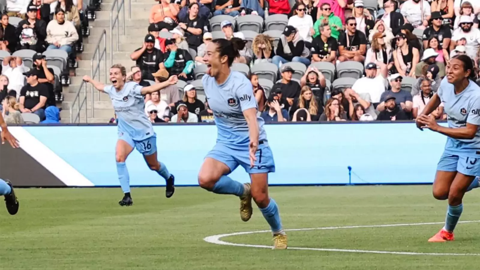 Pro Heels: NWSL Week Eight Roundup