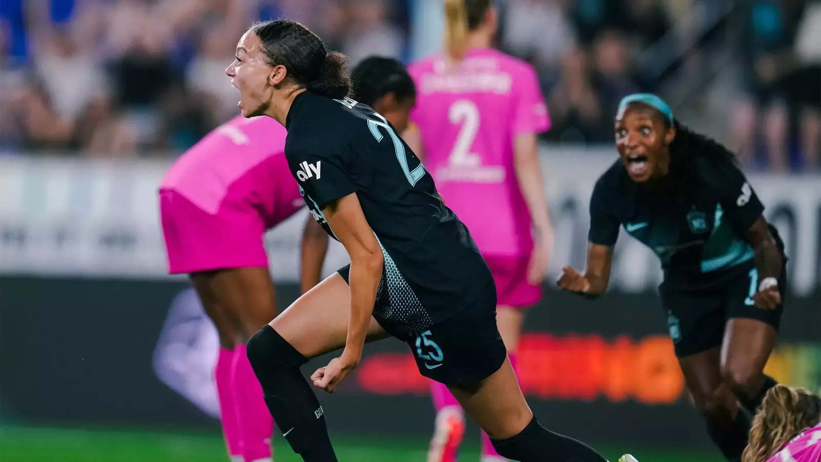 Pro Heels: NWSL Week 13 Roundup