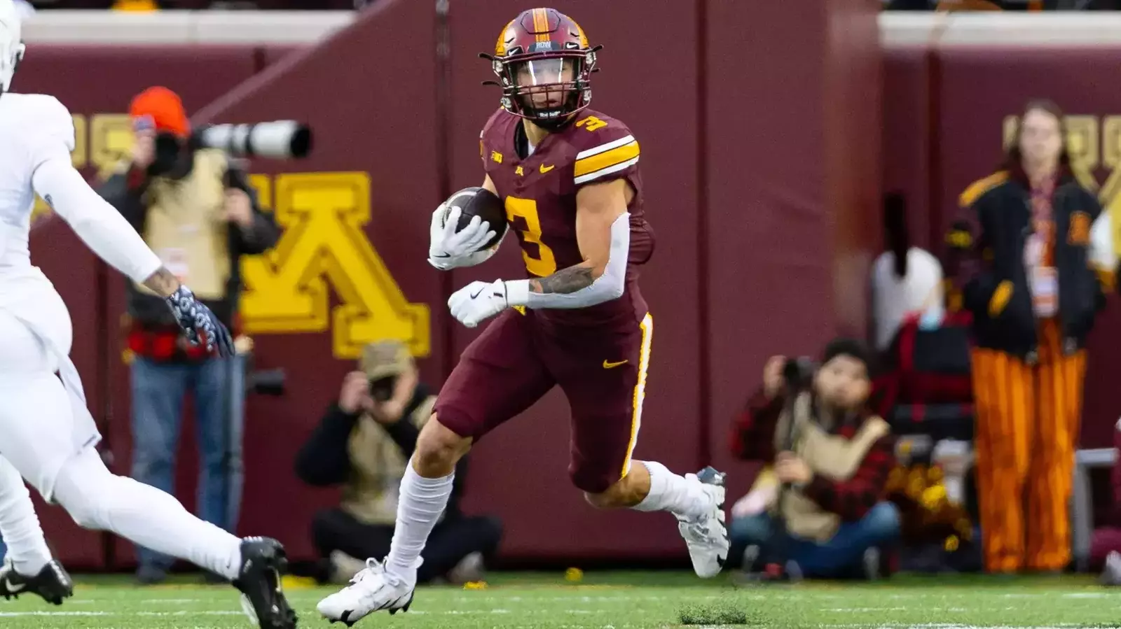 Perich, Ersery Named All-Americans by The Sporting News – University of Minnesota Athletics