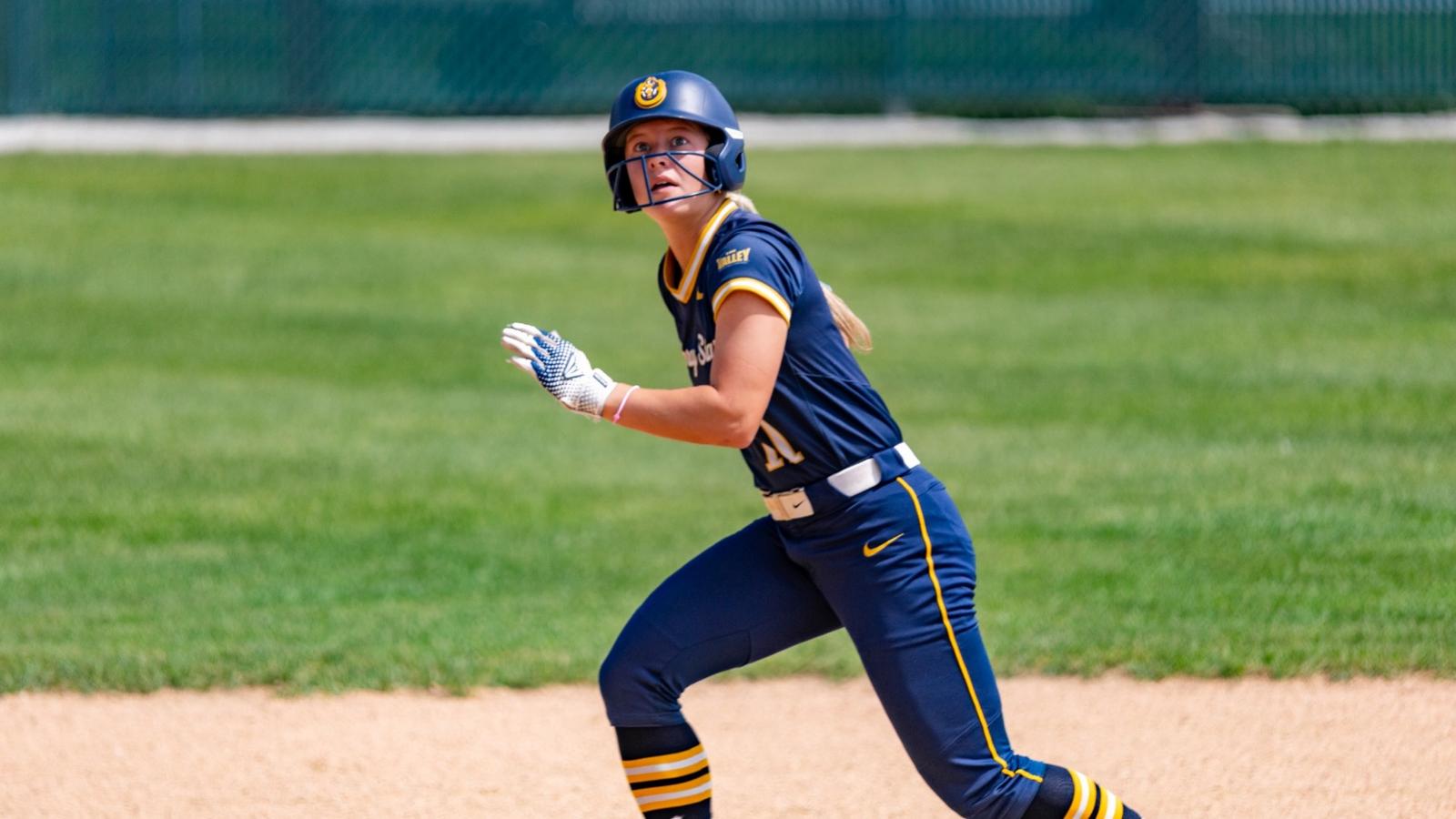 Murray State Softball Dominates Valparaiso with Doubleheader Sweep and Impressive Performance by Jenna Veber
