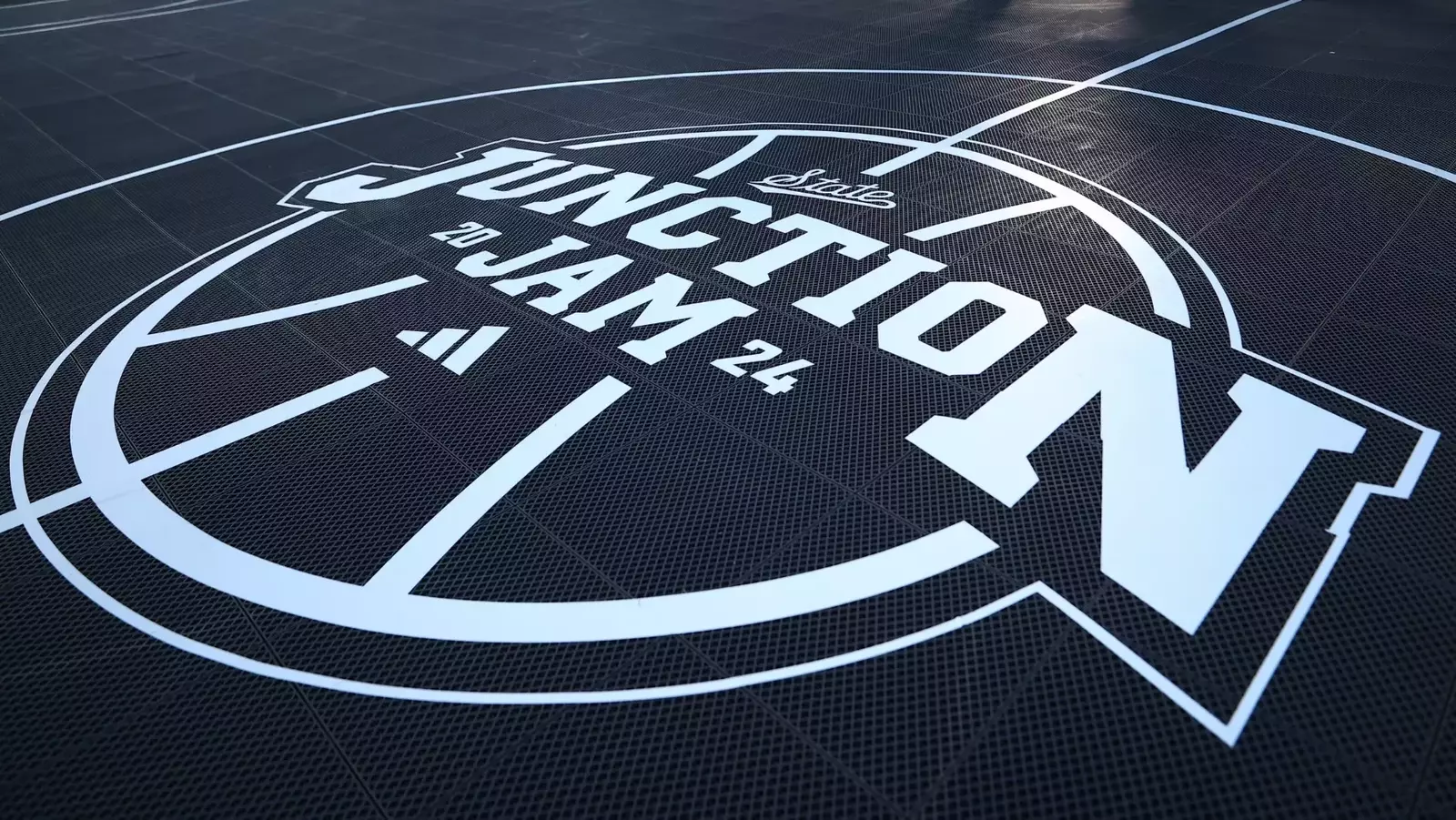 Junction Jam Provides Fans First Look At Hoops Squads BVM Sports