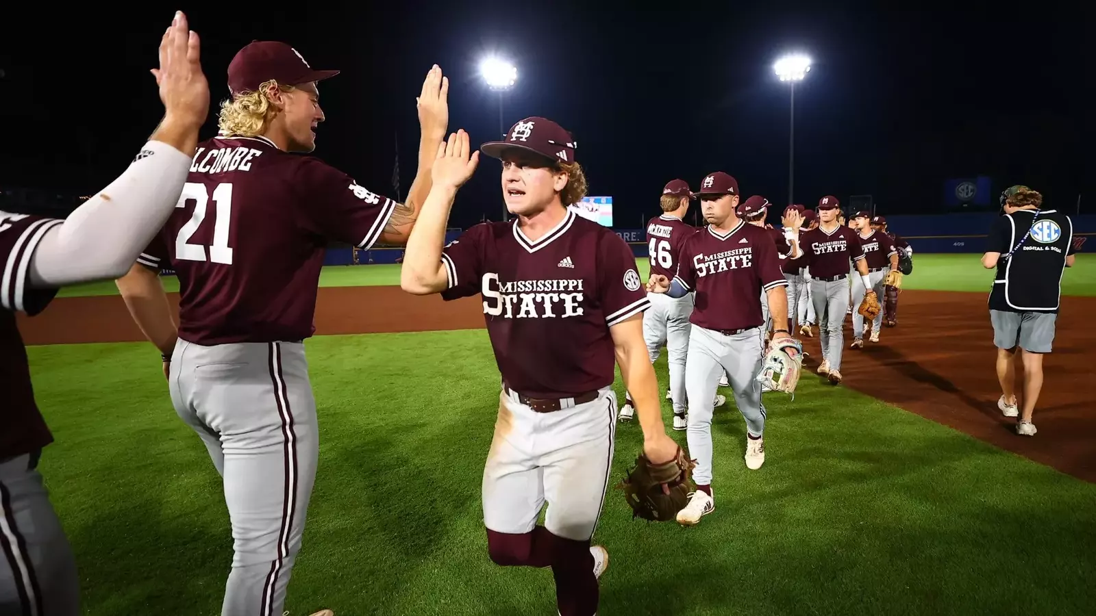 Mississippi state on field baseball hat best sale