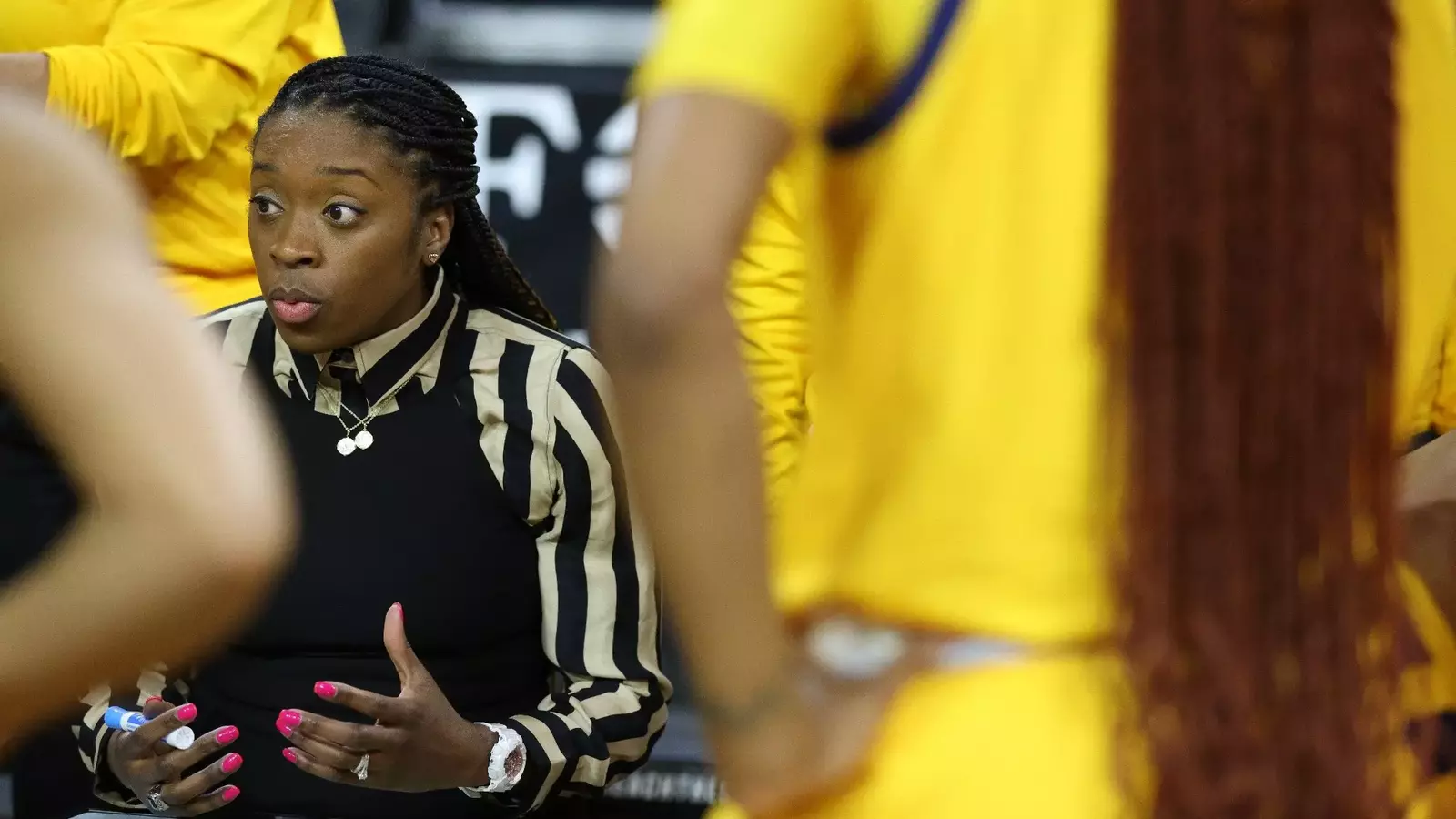 University of Missouri Kansas City Official Athletics site