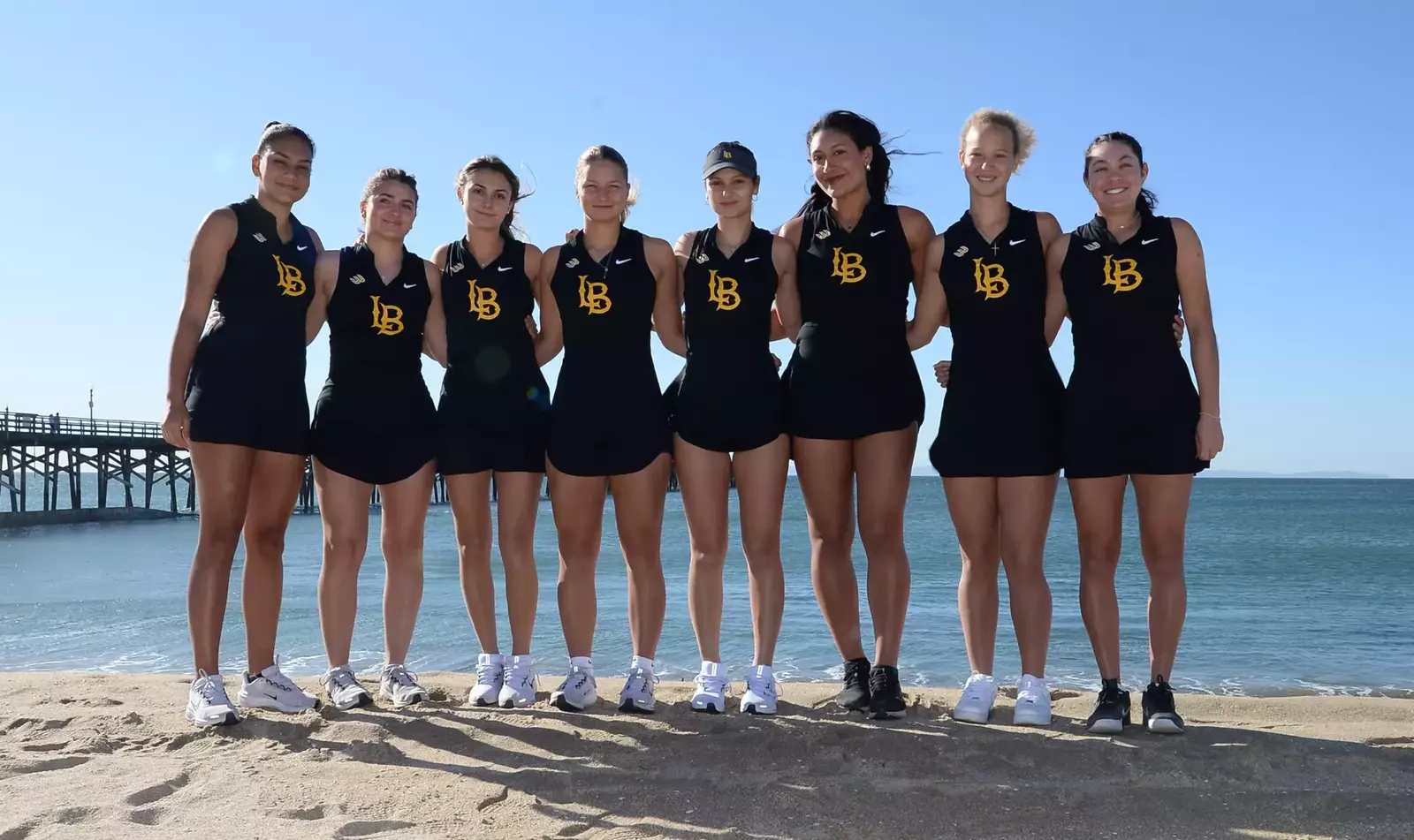 Women's tennis resumes competition at home with beach tennis winter invitational