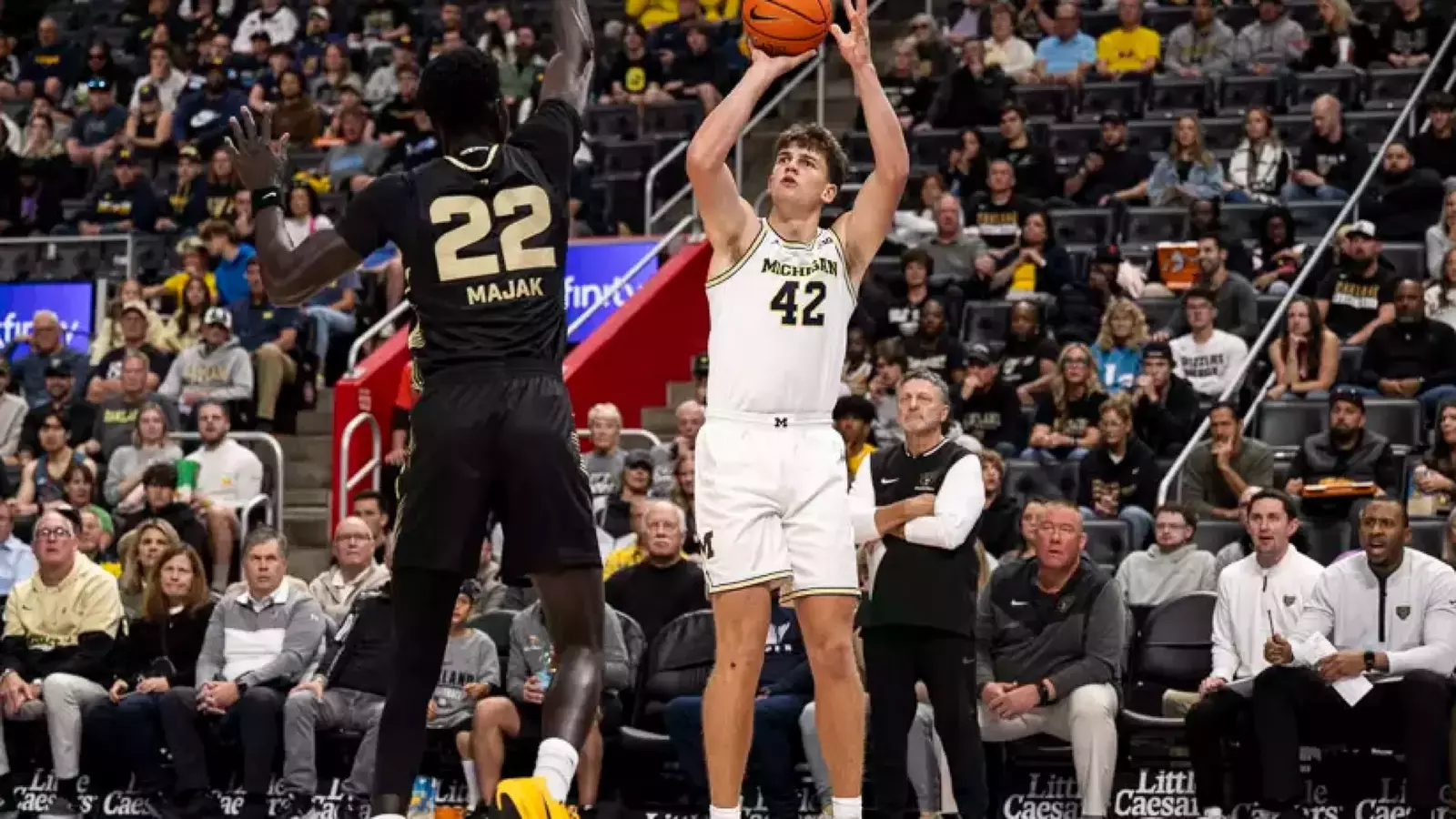 Michigan Defeats Oakland in Charity Exhibition at Little Caesars Arena