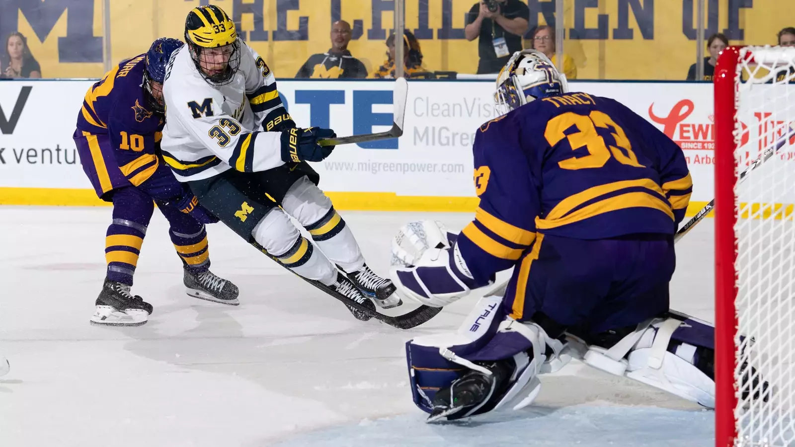 Michigan Stumbles Out of Gate in Loss to Minnesota State University