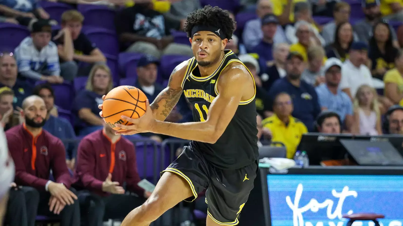 Michigan Men’s Basketball Defeats Virginia Tech 75-63 in Fort Myers Tip-Off